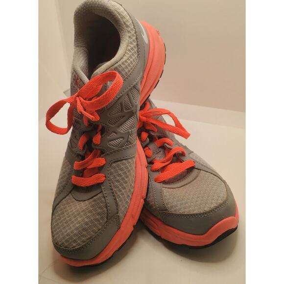 Nike Air Womens Size 8 Relentless 2 Grey Hot Punch EUC 512083-002 - Picture 2 of 11